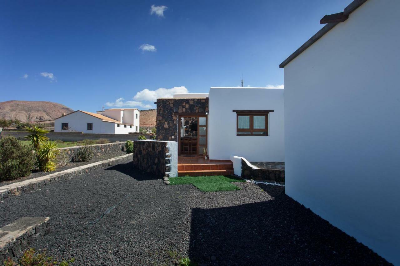 ラ・オリーバ Casa Minaヴィラ エクステリア 写真